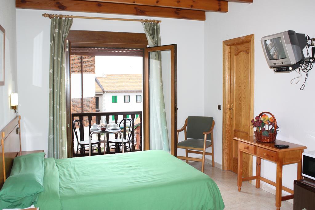 סרסדייה Hostal La Maya חדר תמונה