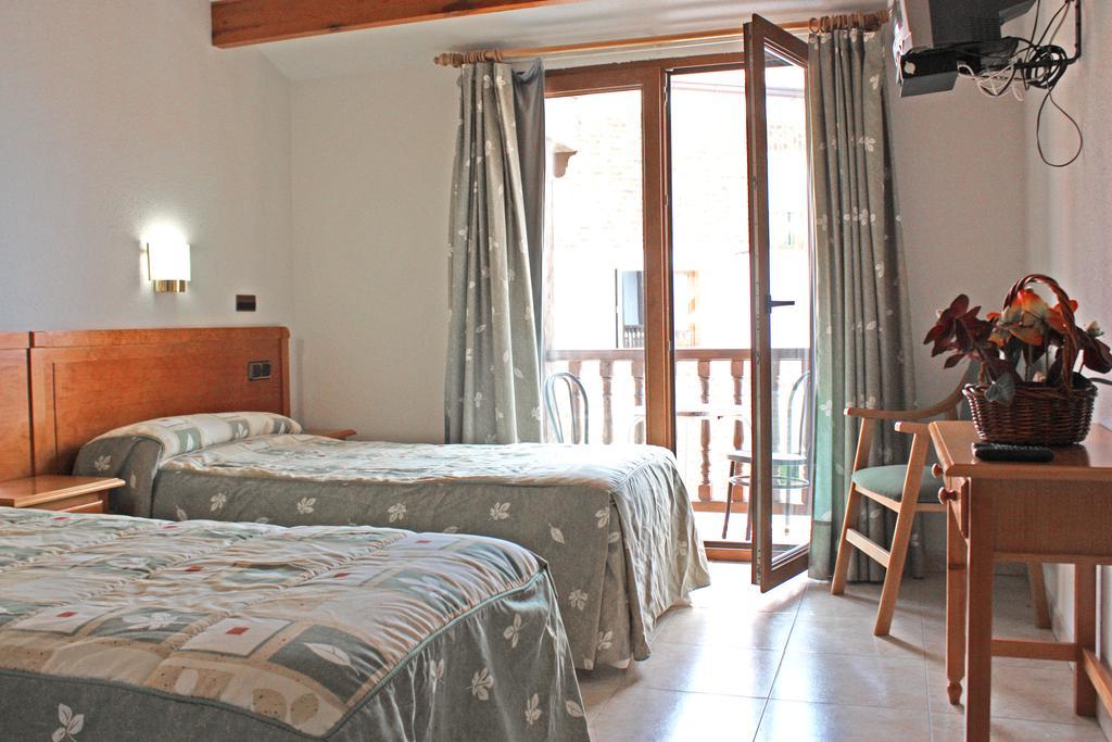 סרסדייה Hostal La Maya חדר תמונה