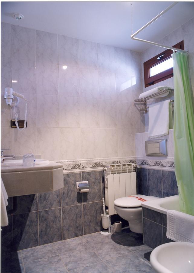 סרסדייה Hostal La Maya מראה חיצוני תמונה